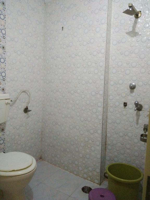 אויאיין Mahakal Sagar Guest House מראה חיצוני תמונה